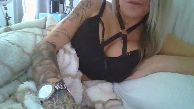 Tattedbadassx — cam4