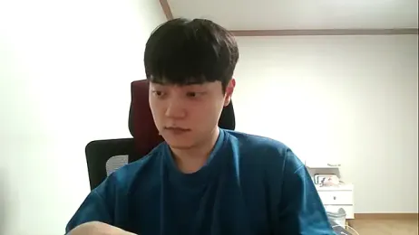 dhwisydy — Stripchat stream photo (Apr 2026)