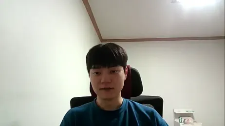 dhwisydy — Stripchat stream photo (Apr 2026)