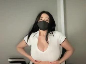 _natycutei19 — вебкам-модель онлайн на chaturbate