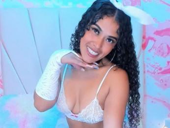 VictoriaSeul — вебкам-модель онлайн на livejasmin