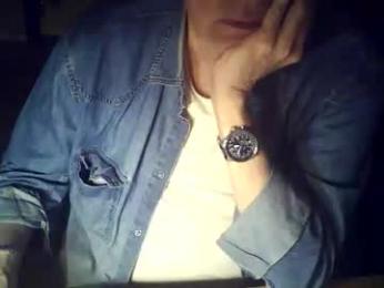 bekklove1 — вебкам-модель онлайн на chaturbate