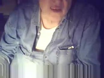 bekklove1 — вебкам-модель онлайн на chaturbate