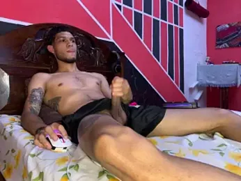 tanned_boy — Stripchat stream photo (Jun 2026)