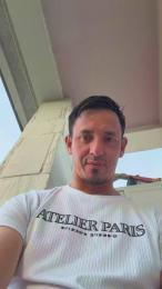 Alessandro23z — вебкам-модель онлайн на cam4