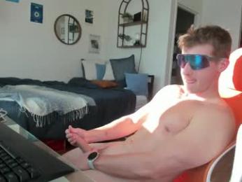 juniormadison69 — Chaturbate stream photo (Mar 2026)