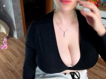 Sonyamurrr — вебкам-модель онлайн на bongacams