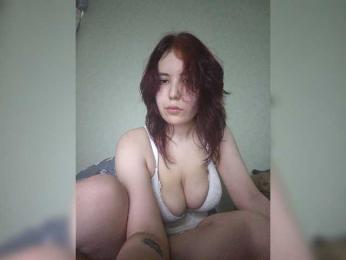 AlexyLur — вебкам-модель онлайн на bongacams