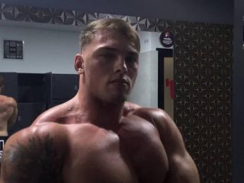 MarkOlberg — вебкам-модель онлайн на livejasmin