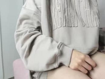 evelin_gh1 — Chaturbate stream photo (Mar 2026)