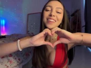 keirasworld — вебкам-модель онлайн на chaturbate