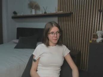 kelibaltz — вебкам-модель онлайн на chaturbate