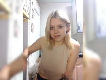 Ivanna0328 — вебкам-модель онлайн на bongacams