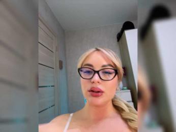 Mila-m — вебкам-модель онлайн на bongacams