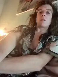Prxscillia_Tx — вебкам-модель онлайн на stripchat