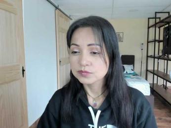 Carlin1511 — Bongacams stream photo (Aug 2025)