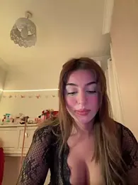 Hot_farass — вебкам-модель онлайн на stripchat