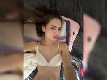 GymnastBABY — вебкам-модель онлайн на bongacams