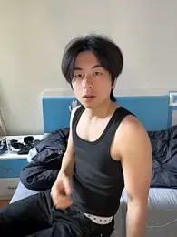 kissbaby-111 — вебкам-модель онлайн на stripchat