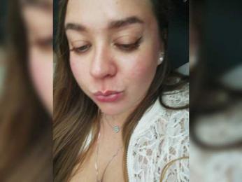 Bonne-Aurore — вебкам-модель онлайн на bongacams