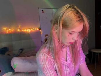 sexycute18 — bongacams