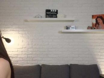 qwwwelbi — вебкам-модель онлайн на bongacams