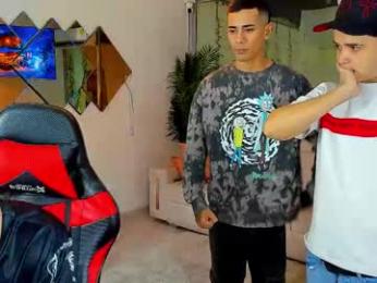 houseofwarrios — вебкам-модель онлайн на chaturbate