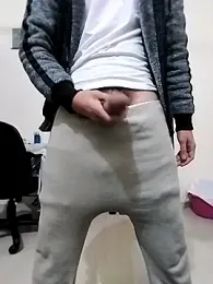 Mo_BigMeat — вебкам-модель онлайн на stripchat