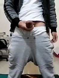 Mo_BigMeat — вебкам-модель онлайн на stripchat