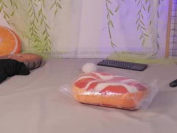 mollyflwers — вебкам-модель онлайн на chaturbate