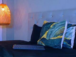 Thaiel Foster — flirt4free