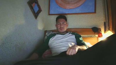 Honey_Eyes7 — вебкам-модель онлайн на cam4