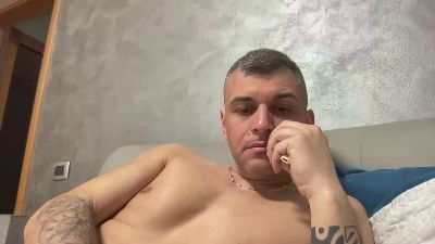 skypeduro — Cam4 stream photo (Jan 2026)