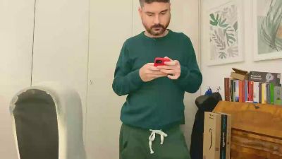 pisellone_roma — вебкам-модель онлайн на cam4