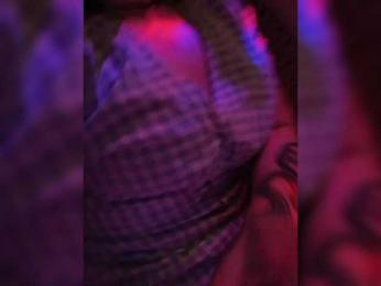 l0ve-l0ver — вебкам-модель онлайн на bongacams