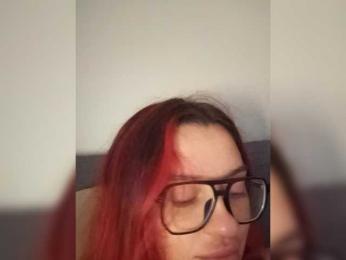 l0ve-l0ver — вебкам-модель онлайн на bongacams