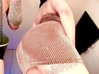 hottstuffxxx — вебкам-модель онлайн на bongacams