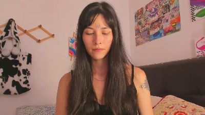 HolySweetMuse — вебкам-модель онлайн на cam4