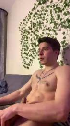 bravo_maestro — Cam4 stream photo (Apr 2026)