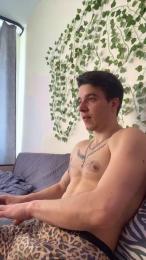 bravo_maestro — Cam4 stream photo (Apr 2026)