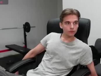 damien_dallas — вебкам-модель онлайн на chaturbate