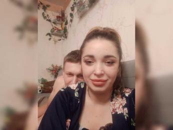 SanyaNastya — вебкам-модель онлайн на bongacams