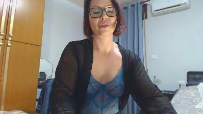 smeralda33 — Cam4 stream photo (Feb 2026)
