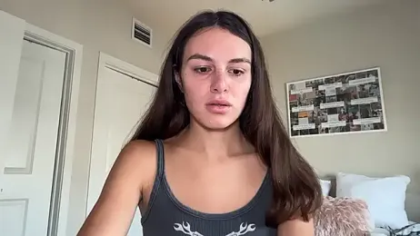 graciesmith27 — вебкам-модель онлайн на stripchat