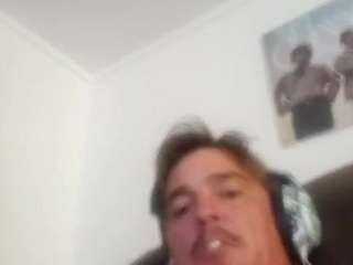 ilikehugeboobs361 — вебкам-модель онлайн на camsoda