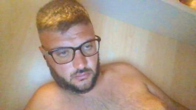 zebronehot — вебкам-модель онлайн на cam4
