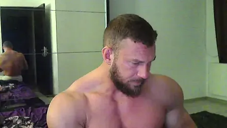 muscularkevin — вебкам-модель онлайн на stripchat