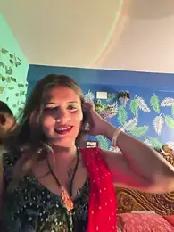 V-Hot-Sweti — вебкам-модель онлайн на stripchat