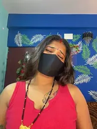 V-Hot-Sweti — вебкам-модель онлайн на stripchat