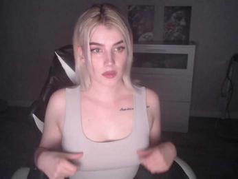 KissMeSlow- — Bongacams stream photo (Jun 2026)